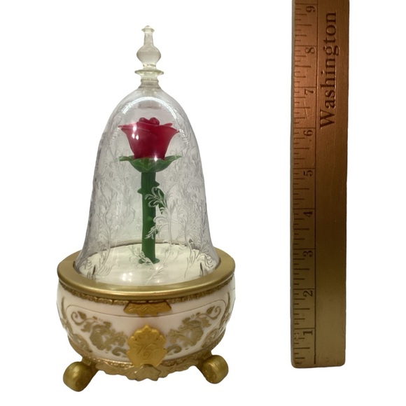 Disney Beauty and the Beast Lights & Music Enchanted Rose Jewelry Box with Ring - Picture 8 of 9